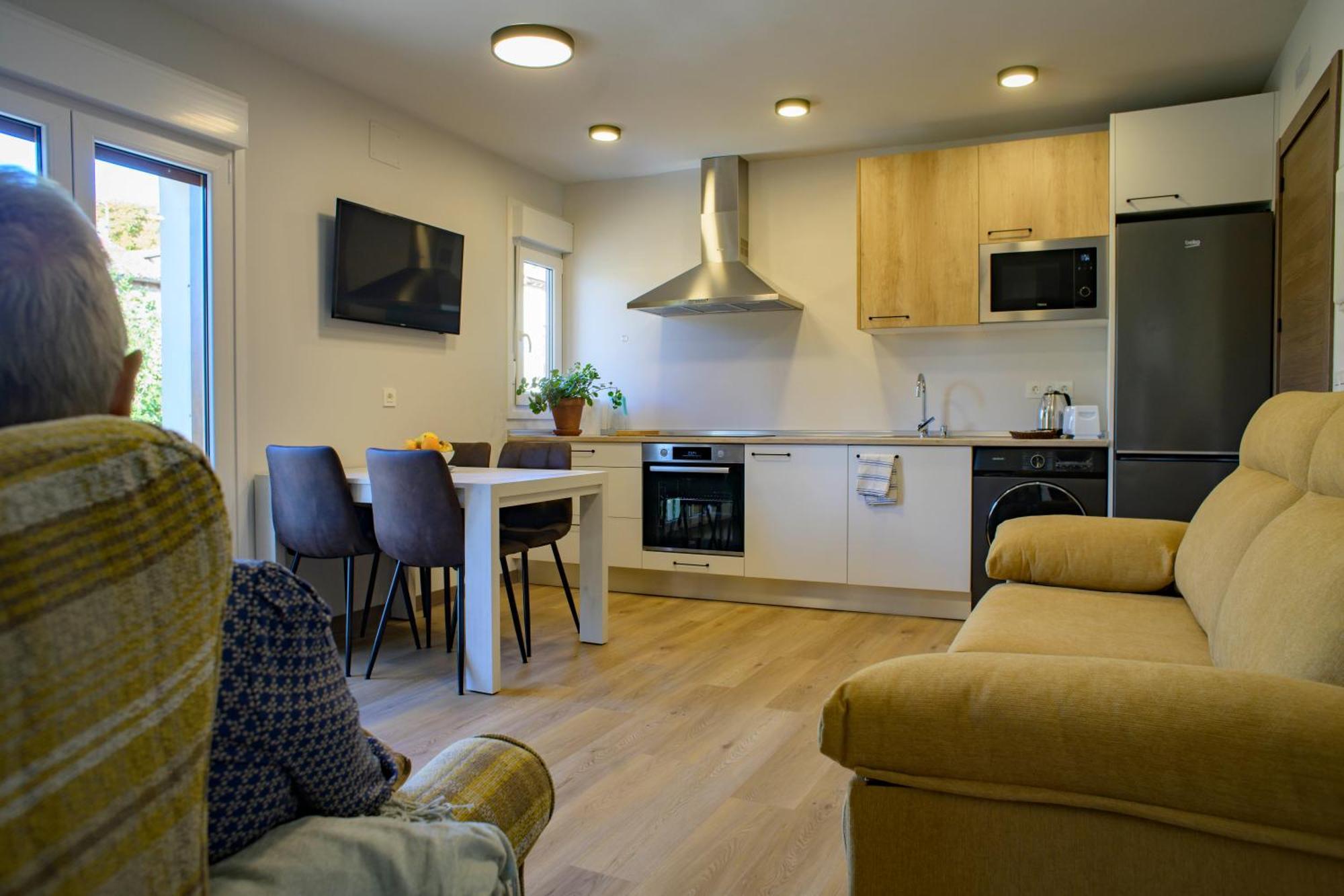 Apartamentos El Puente Covarrubias Eksteriør bilde